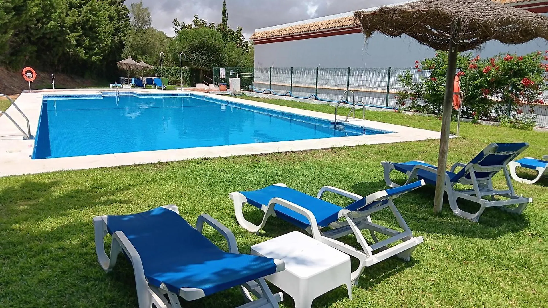 Hotel El Palomar de la Breña Barbate 2*,  España